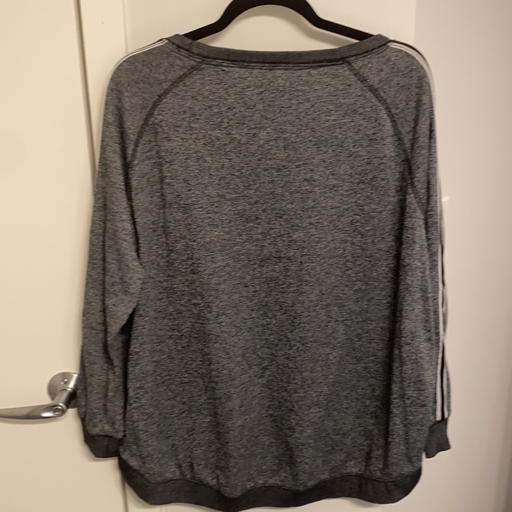 BCBGMAXAZRIA Logo Pullover Size - XL - Picture 2 of 3